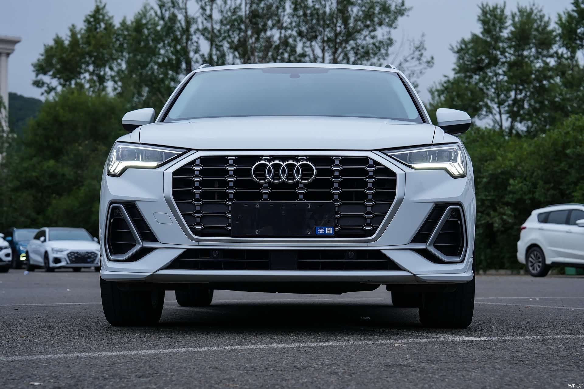 Audi Q3, 2022 2