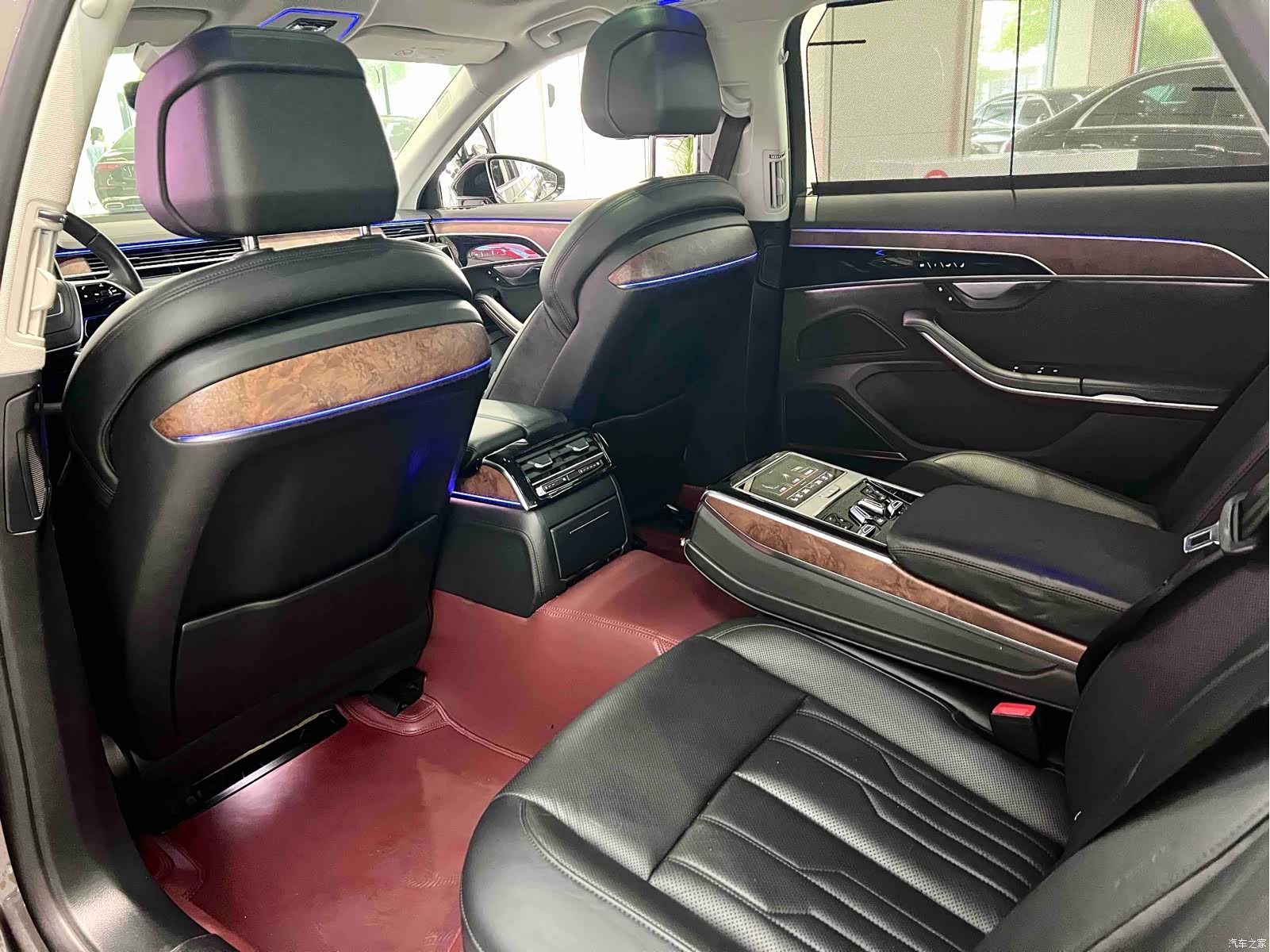 Audi A8L, 2019 9