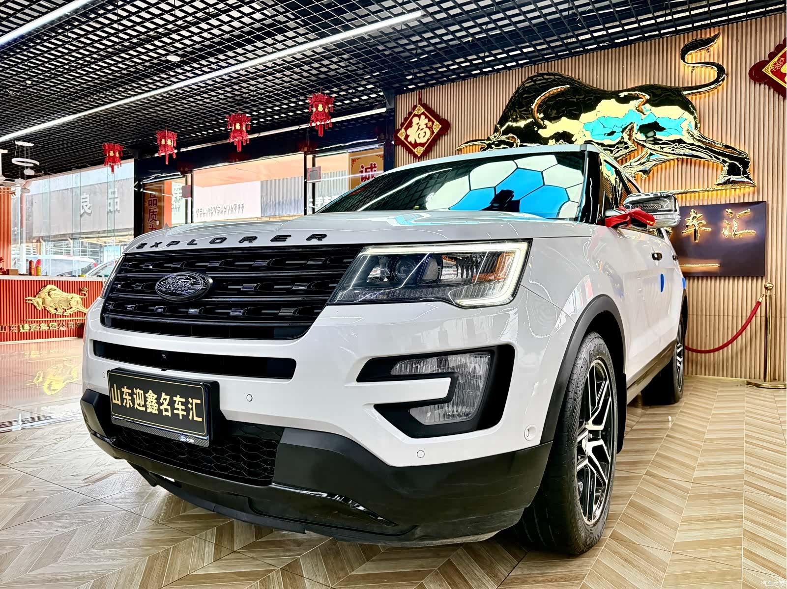 Ford Explorer, 2017 все фото