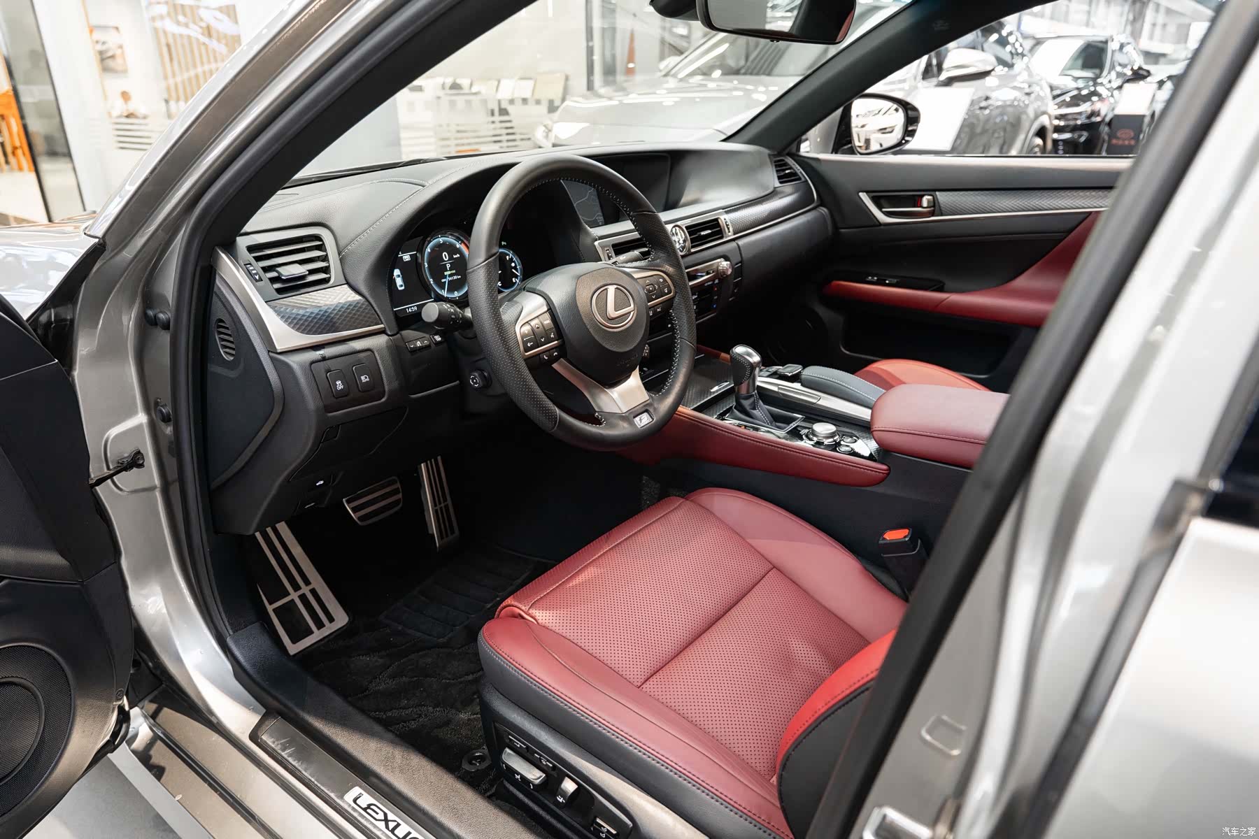 Lexus GS, 2017 9