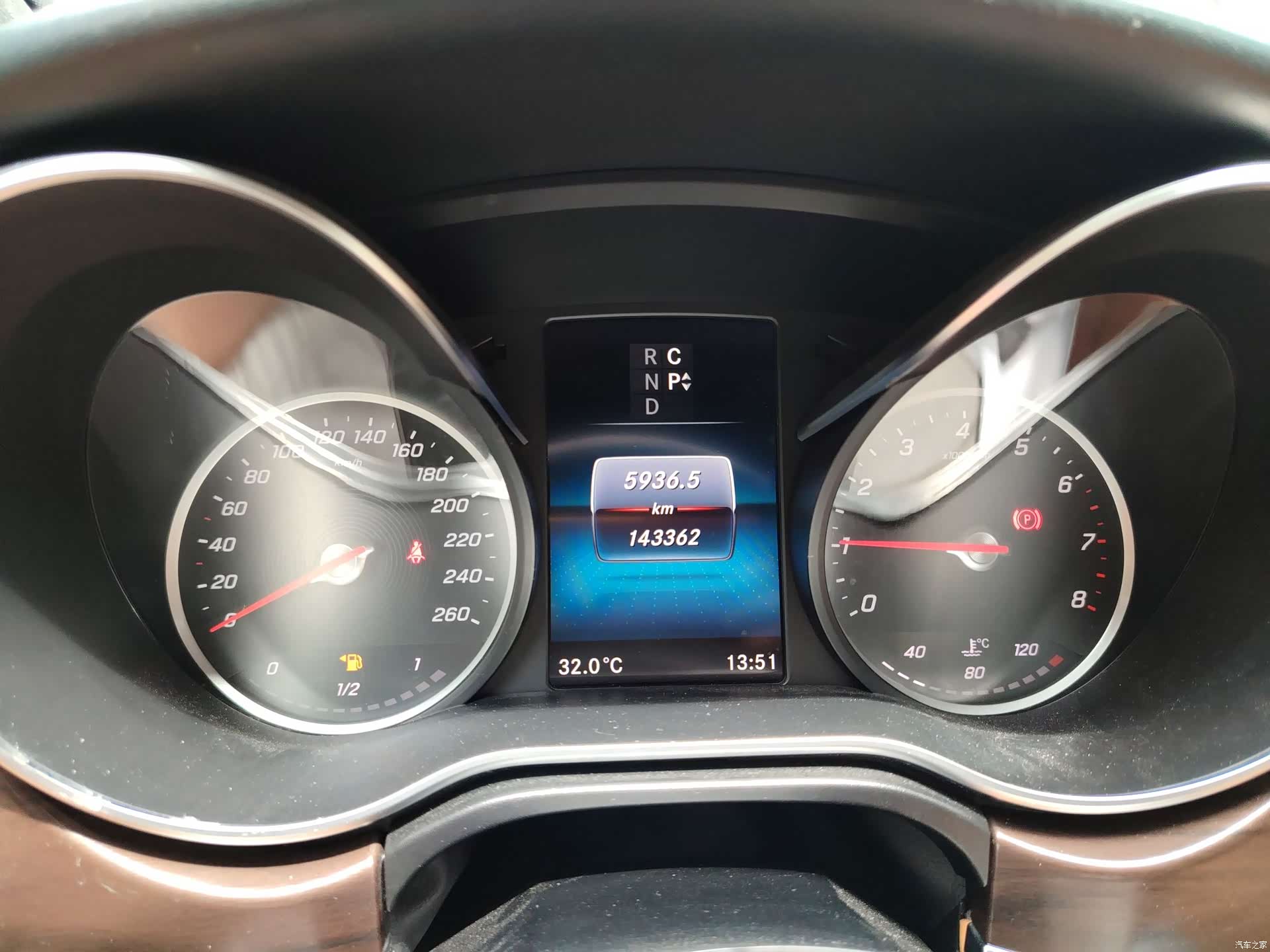 Mercedes-Benz V-Class, 2022 17