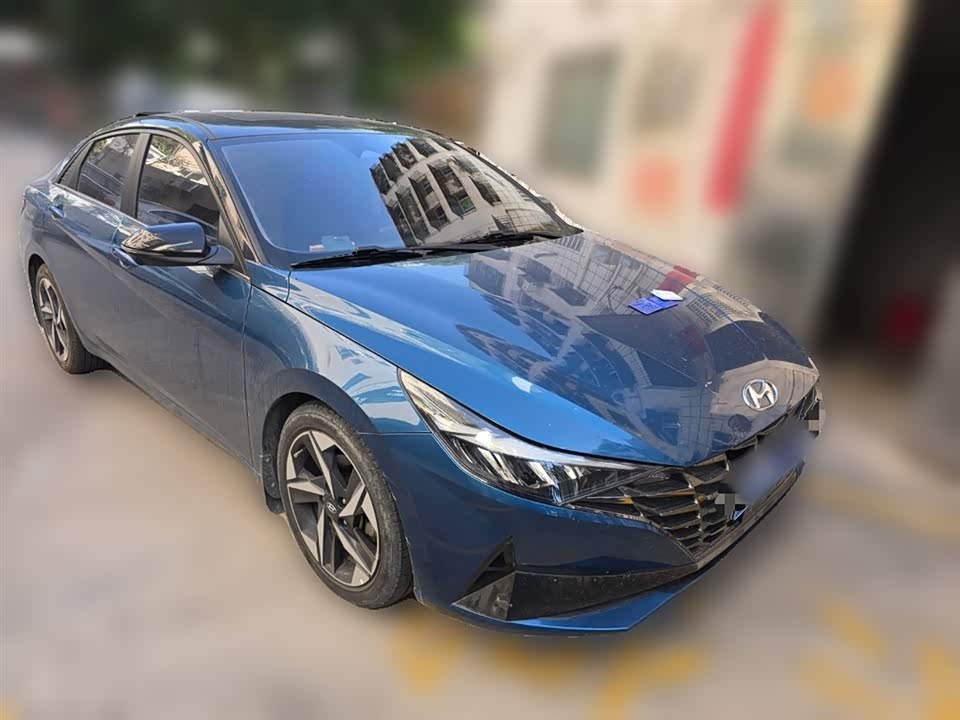 Hyundai Elantra