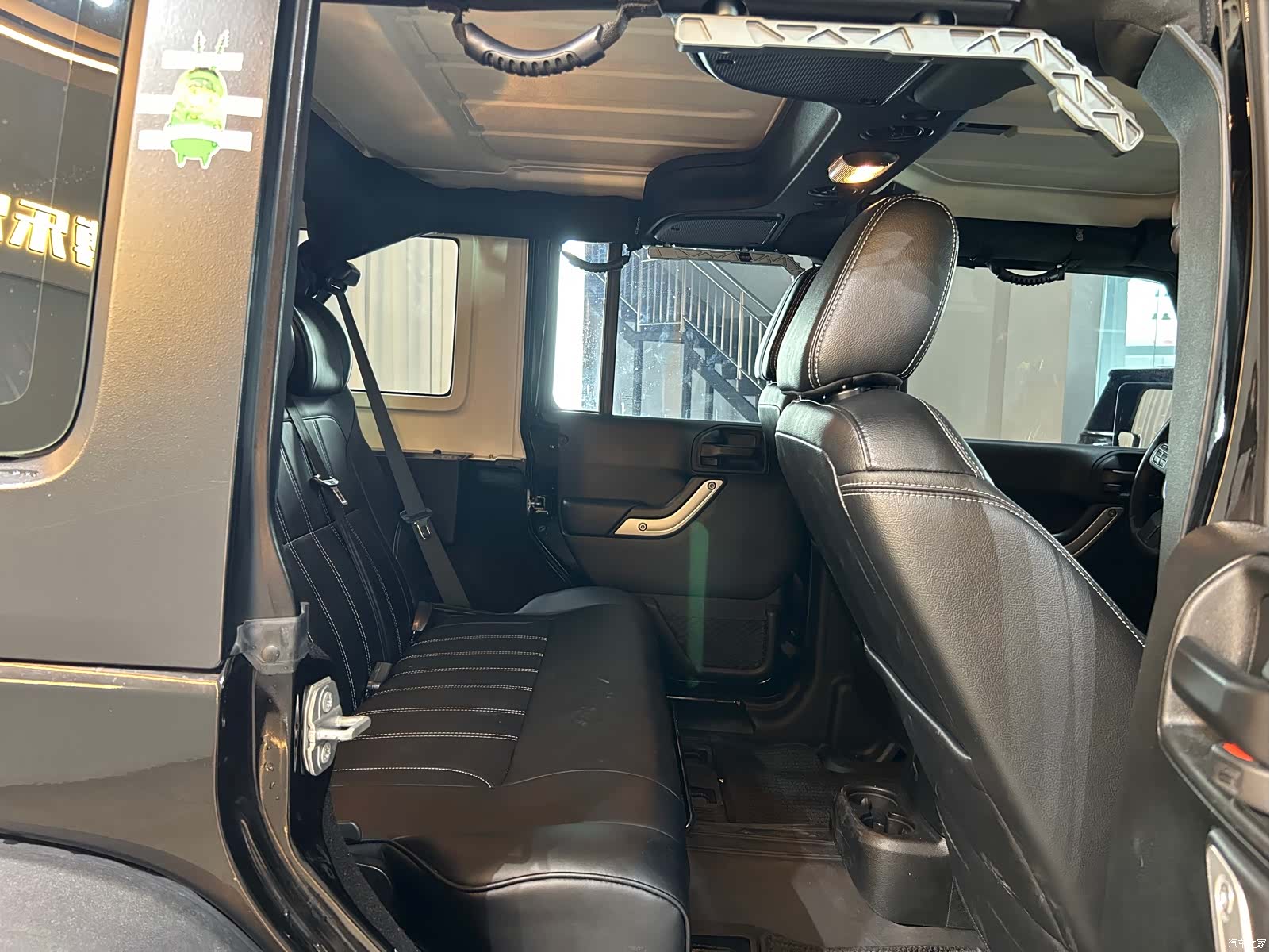 Jeep Wrangler, 2019 16