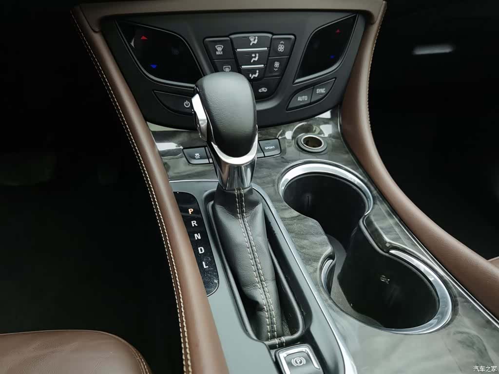 Buick Envision Plus, 2016 13