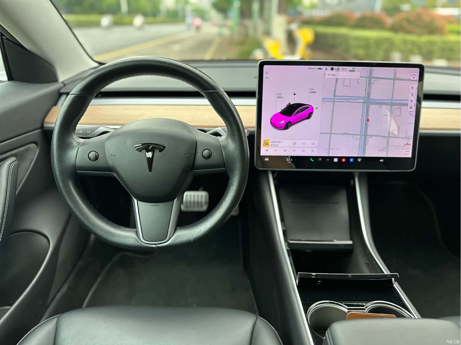 Tesla Model 3, 2019 12