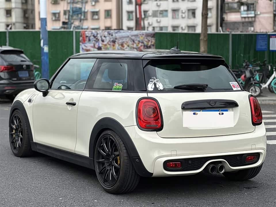 MINI MINI
