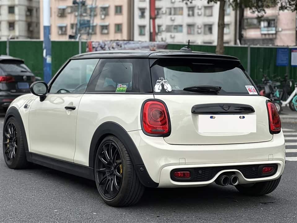 MINI MINI