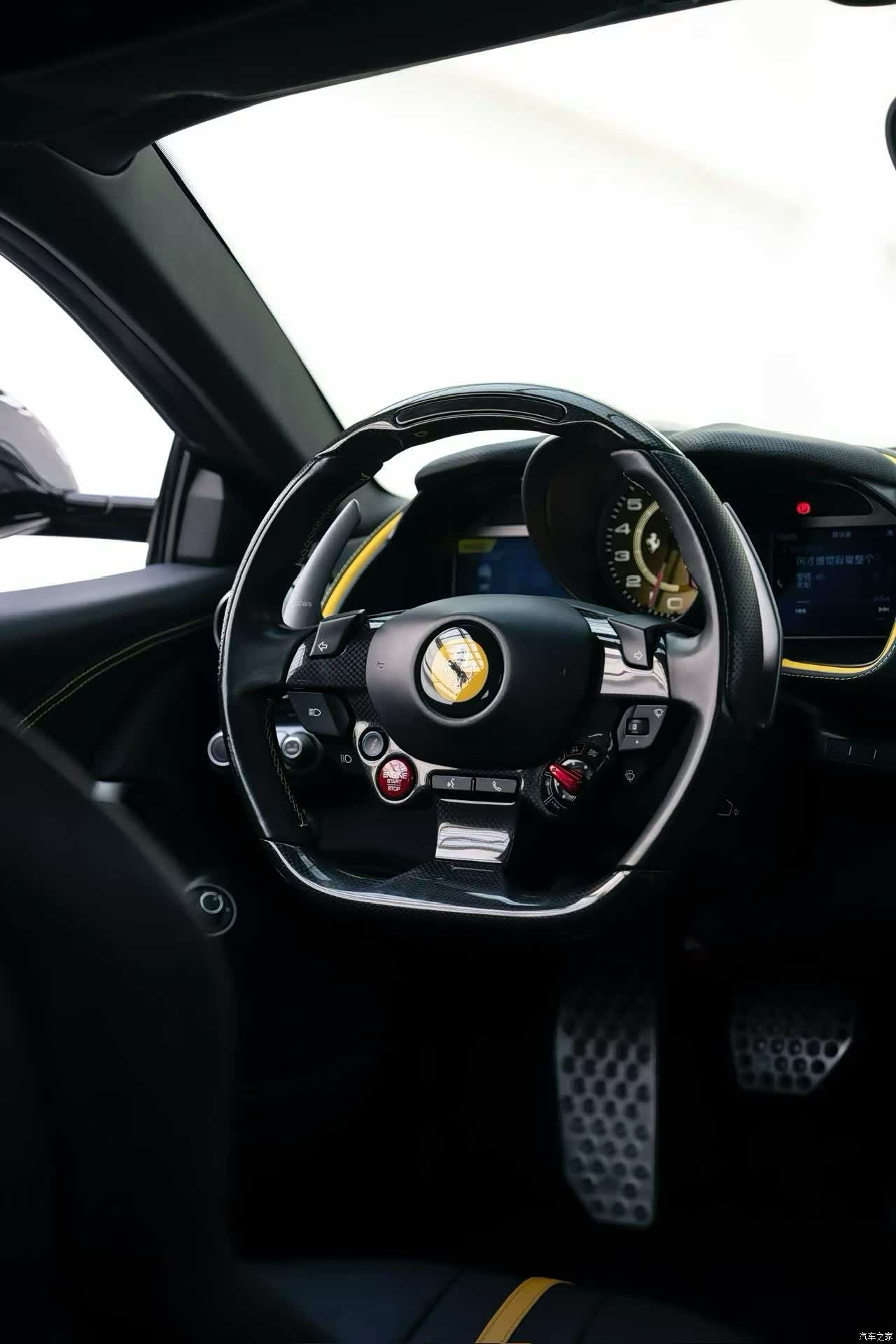 Ferrari 812, 2018 7