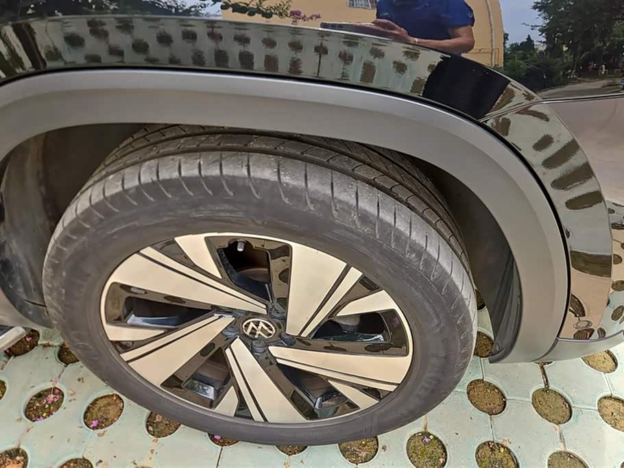 Volkswagen Tourang