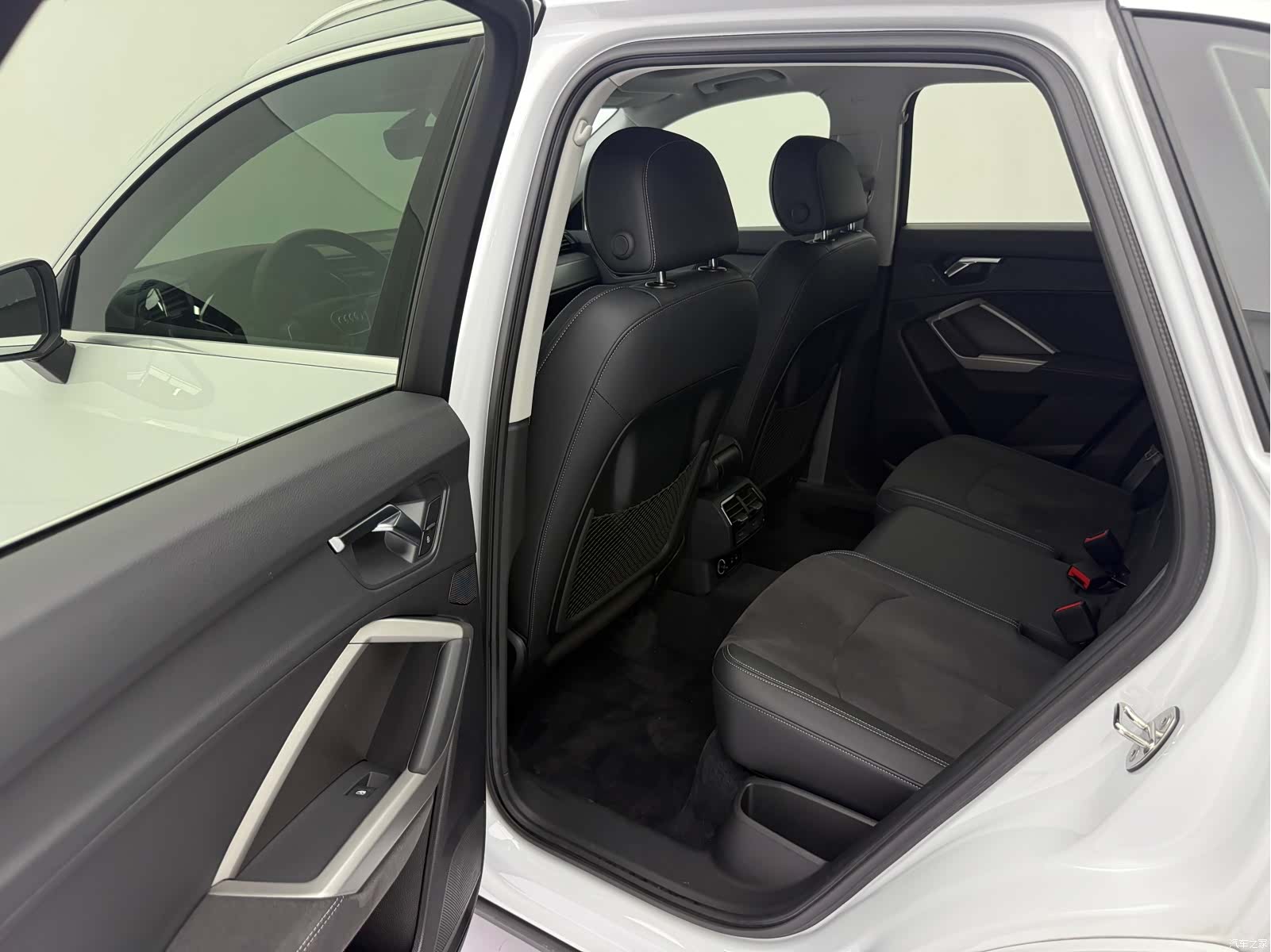 Audi Q3, 2022 19