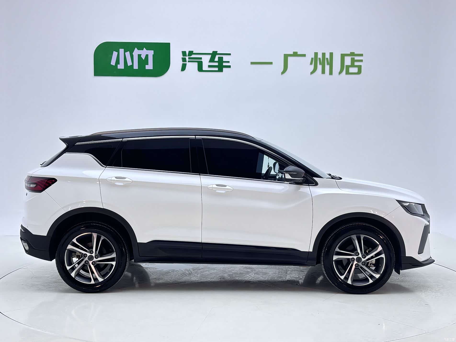 Geely Coolray, 2022 6
