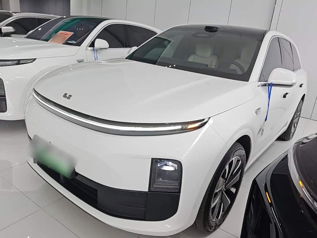 Li Auto L6