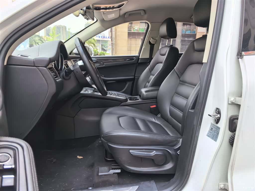 Zotye SR9, 2017 15