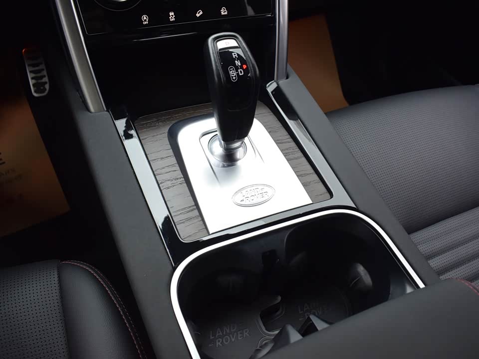 Land Rover Discover sports