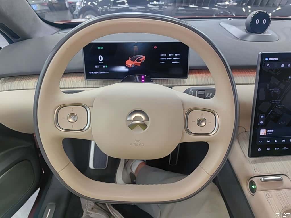 NIO ET7, 2023 11