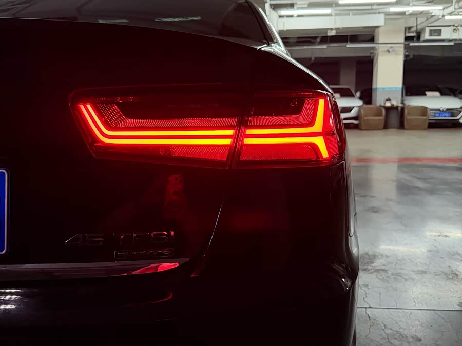 Audi A6L 2017, фото 16