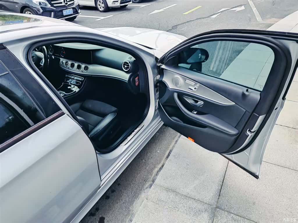 Mercedes-Benz E-Class, 2018 22