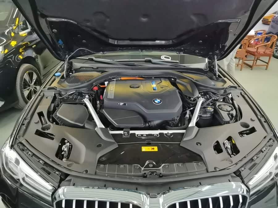 BMW 5 Series New Energy 2021, фото 19