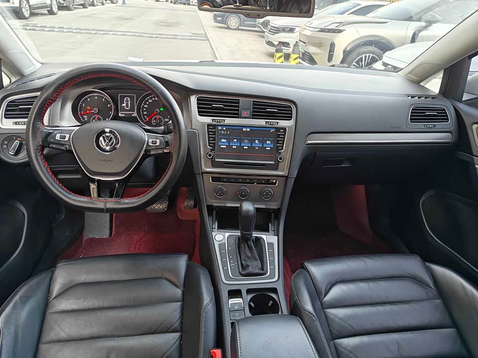 Volkswagen golf