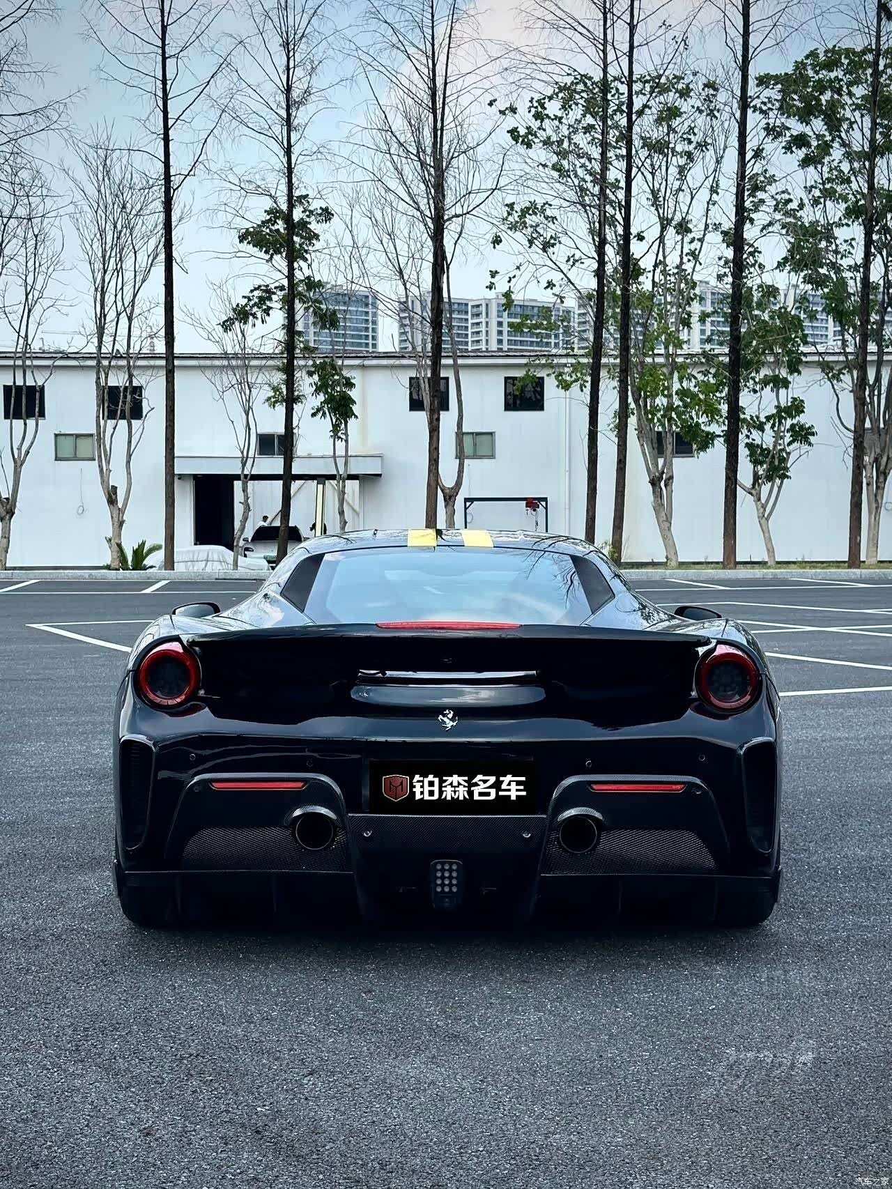 Ferrari 488, 2016 6