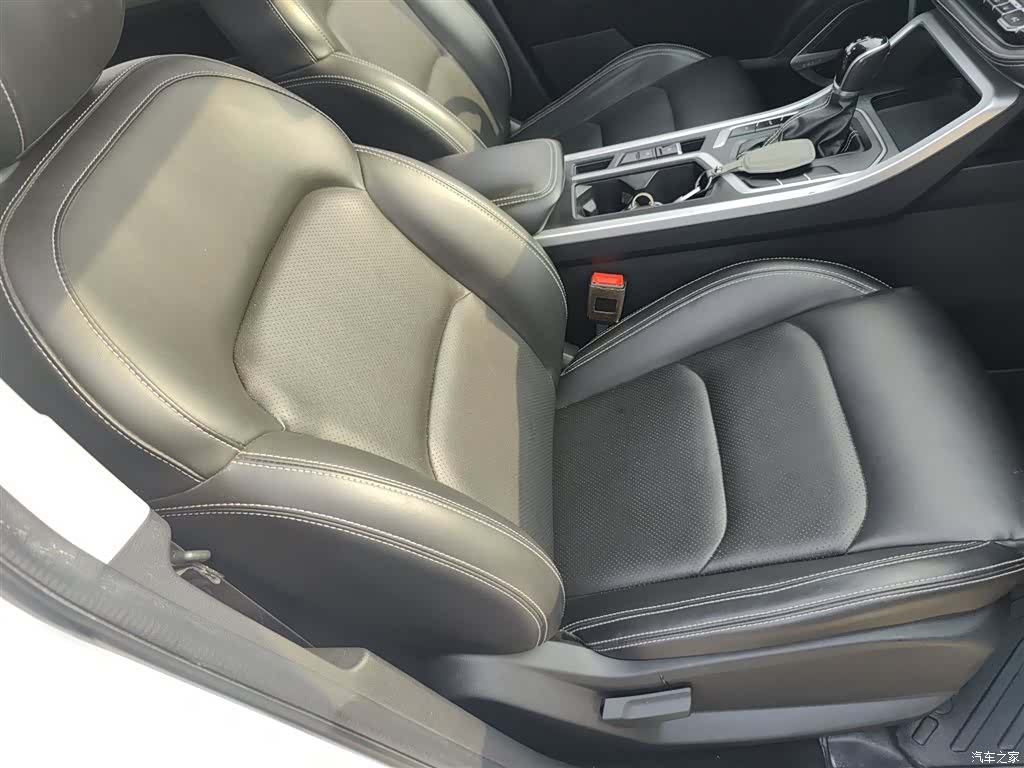 Geely X6, 2020 25