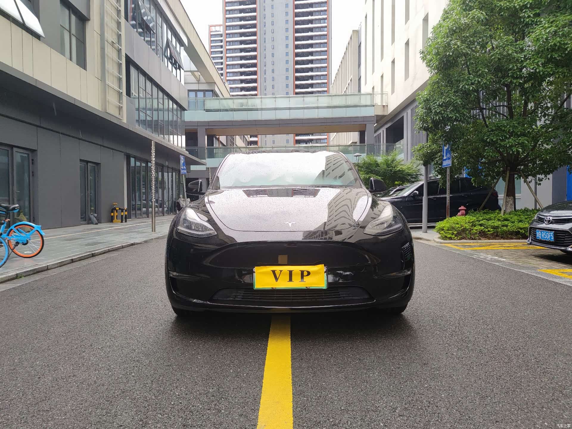 Tesla Model Y, 2021 2