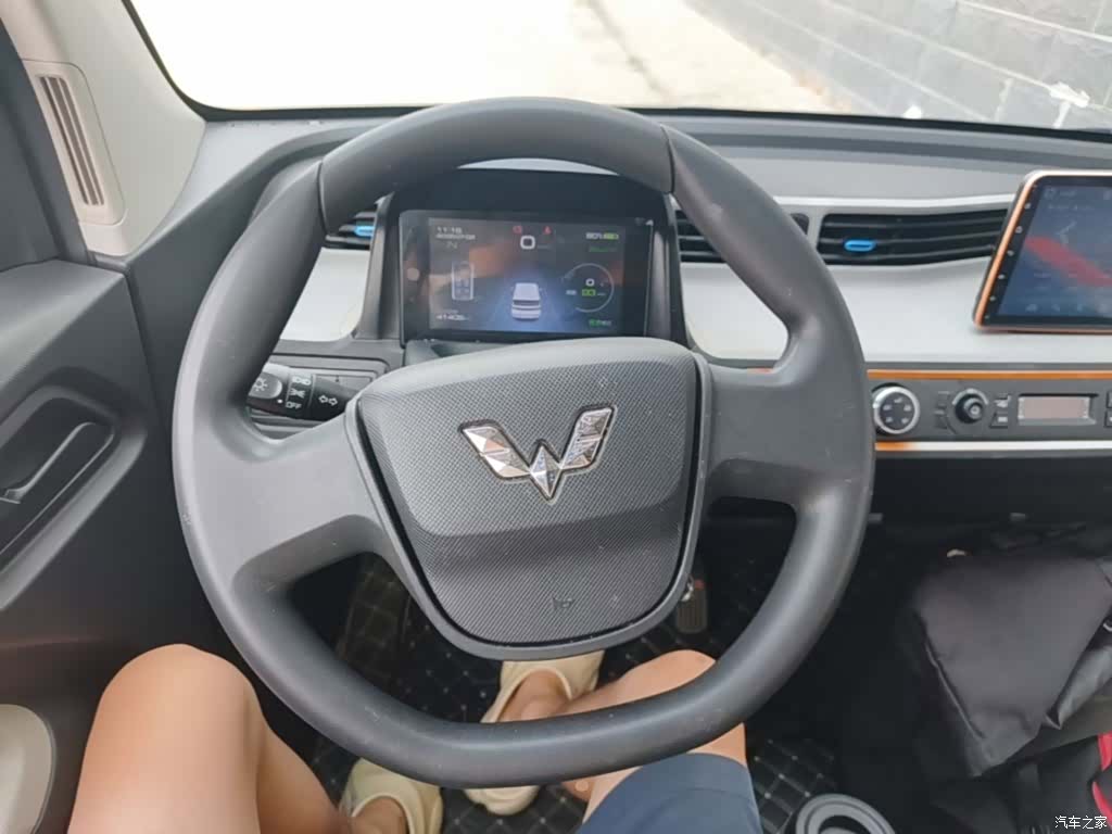 Wuling MINIEV, 2021 11