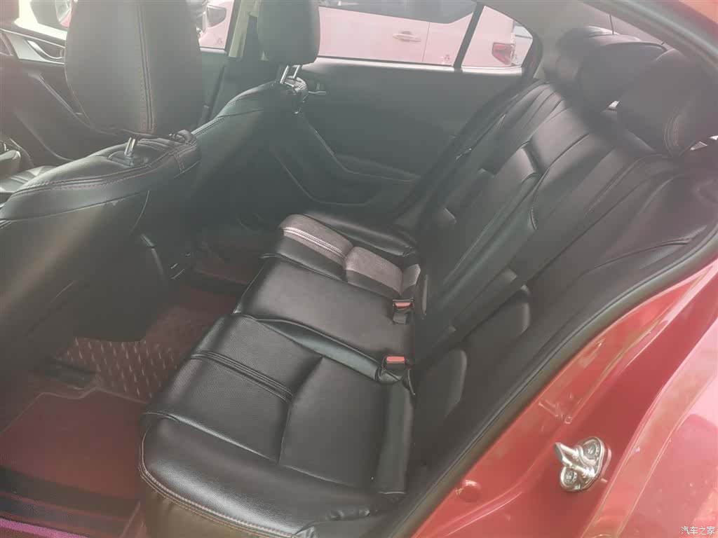 Mazda Mazda3, 2019 13