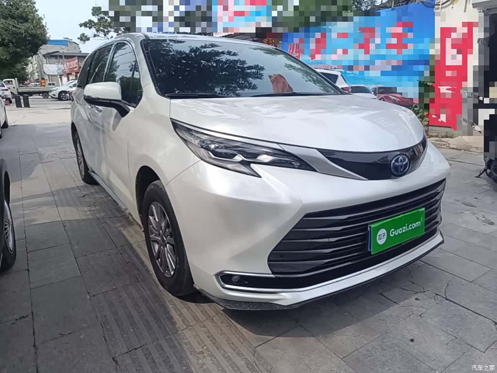 Toyota Sienna, 2023 4