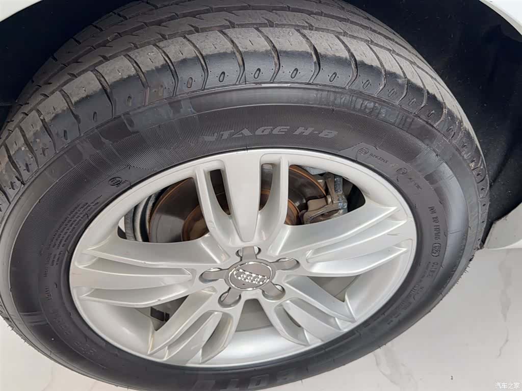 Audi Q3, 2014 20
