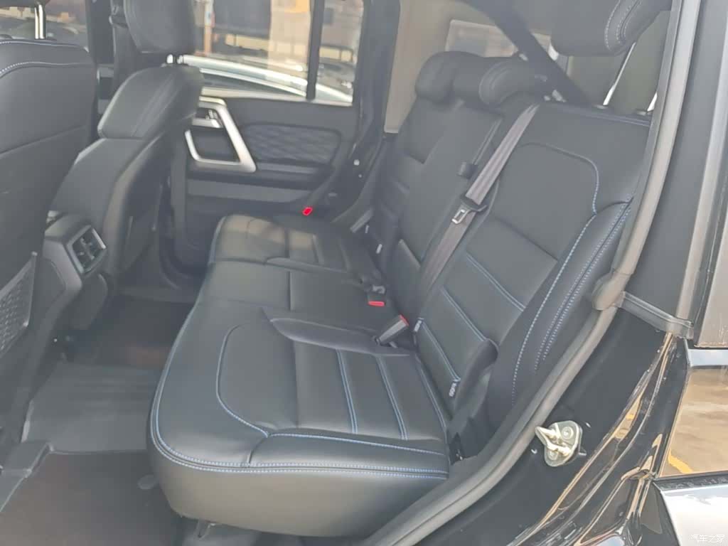 BAIC BJ40, 2024 17