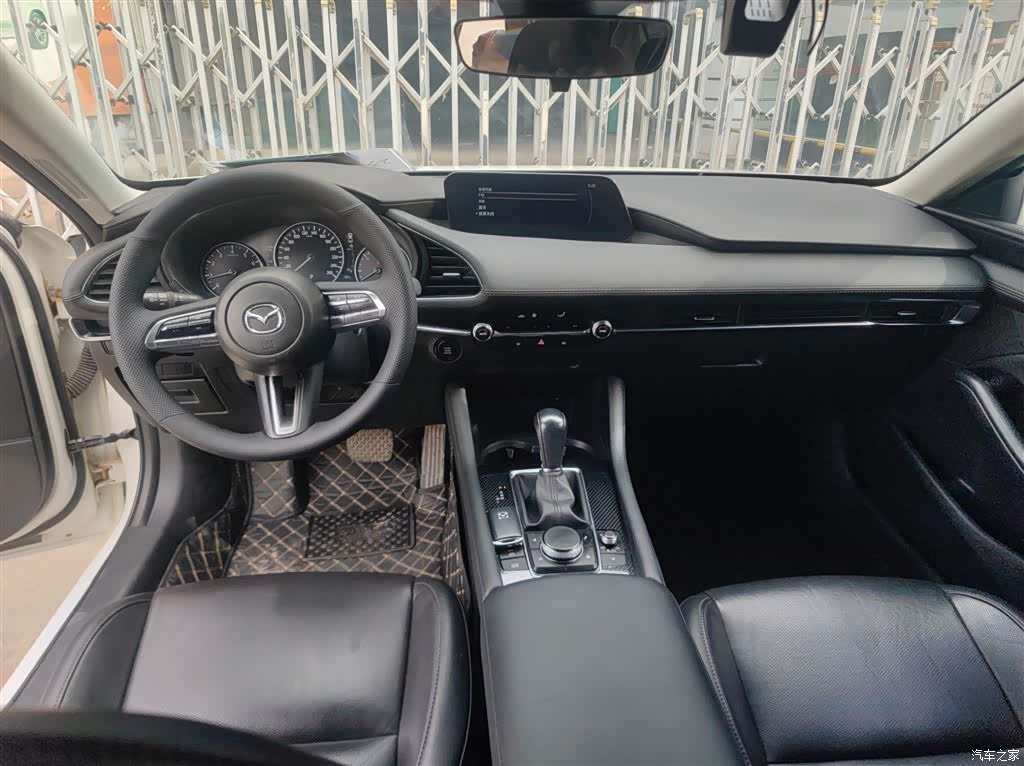 Mazda Mazda3, 2023 6