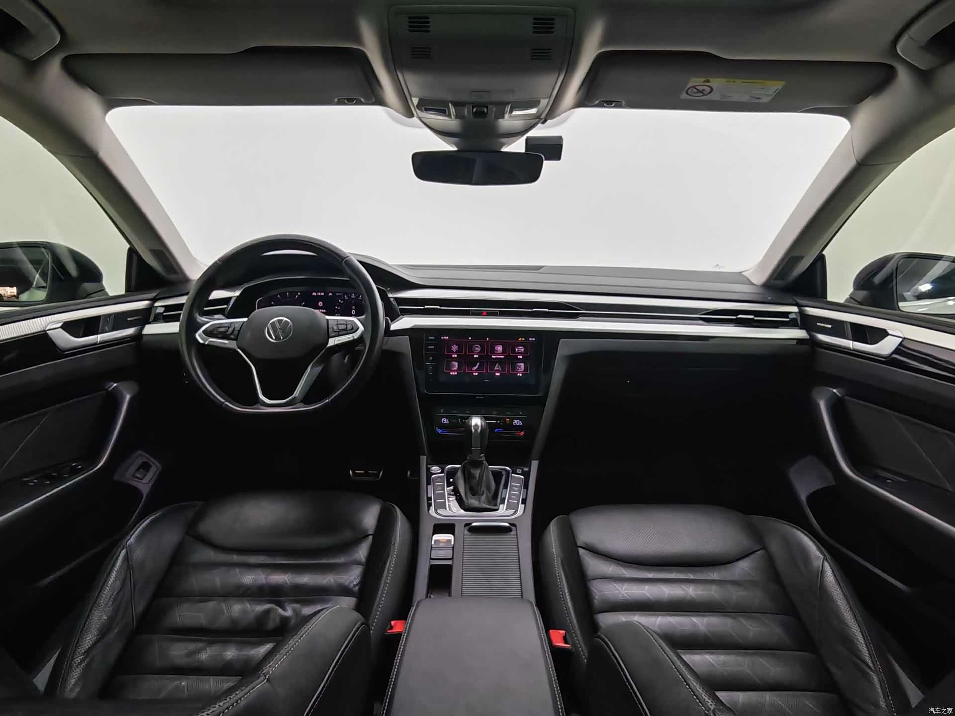 Volkswagen CC, 2022 18