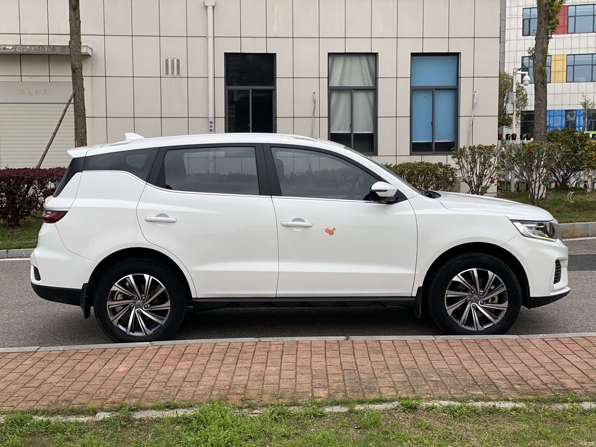 Geely X6, 2021 8
