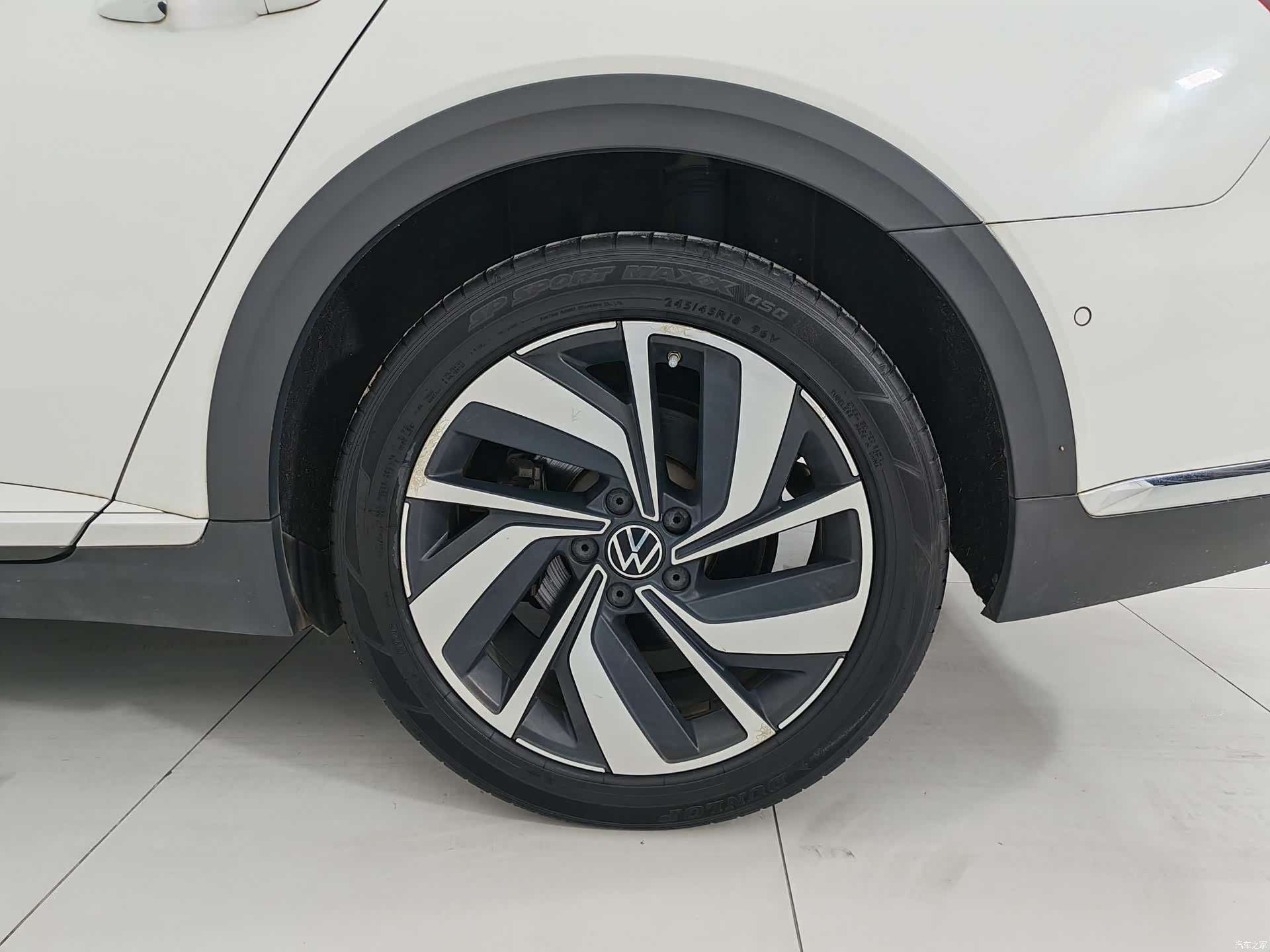 Volkswagen CC, 2022 21