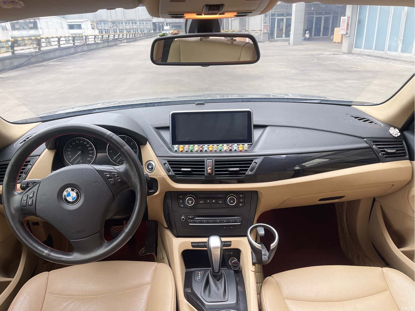 BMW X1, 2011 все фото