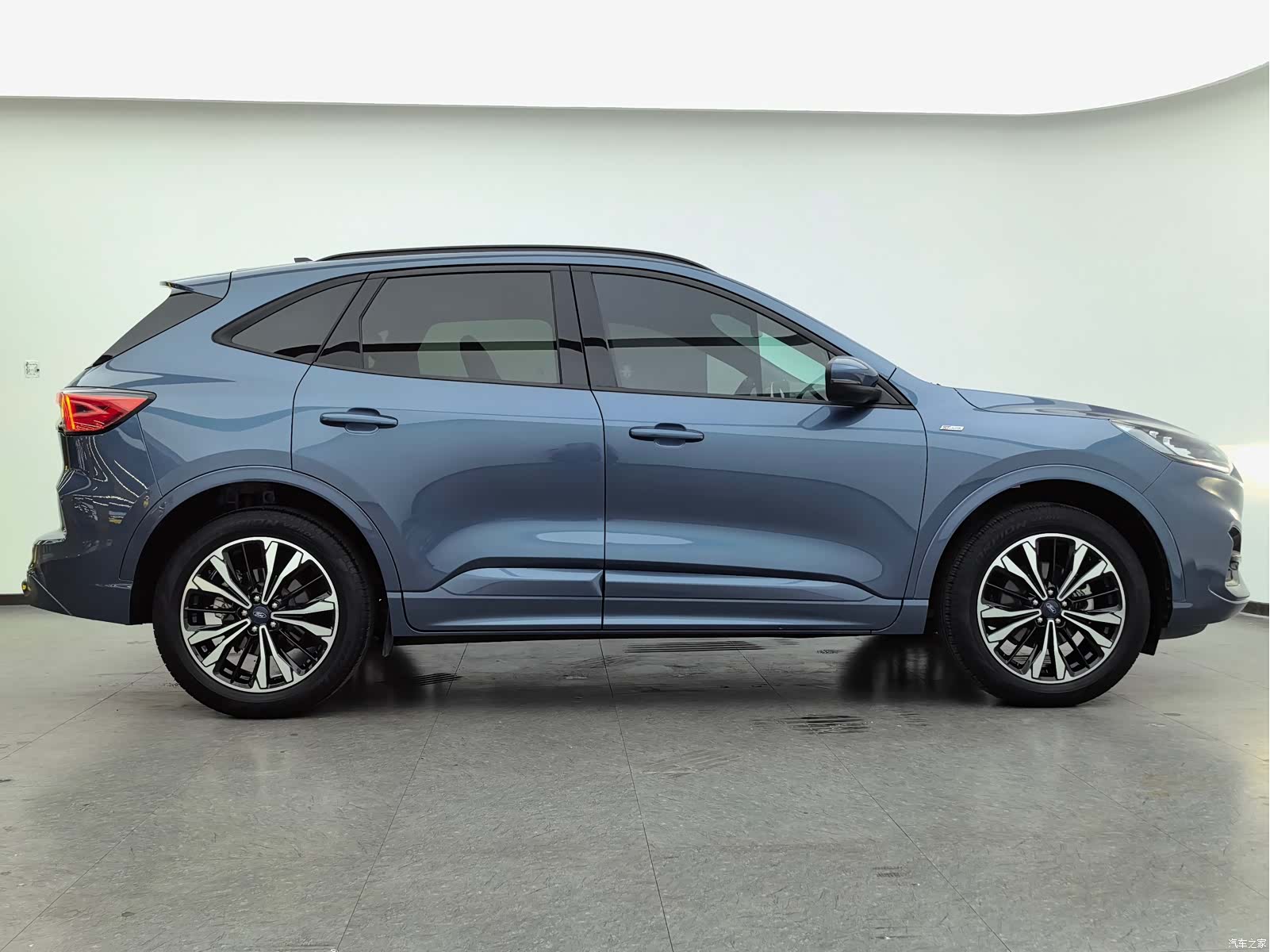 Ford Escape, 2022 26