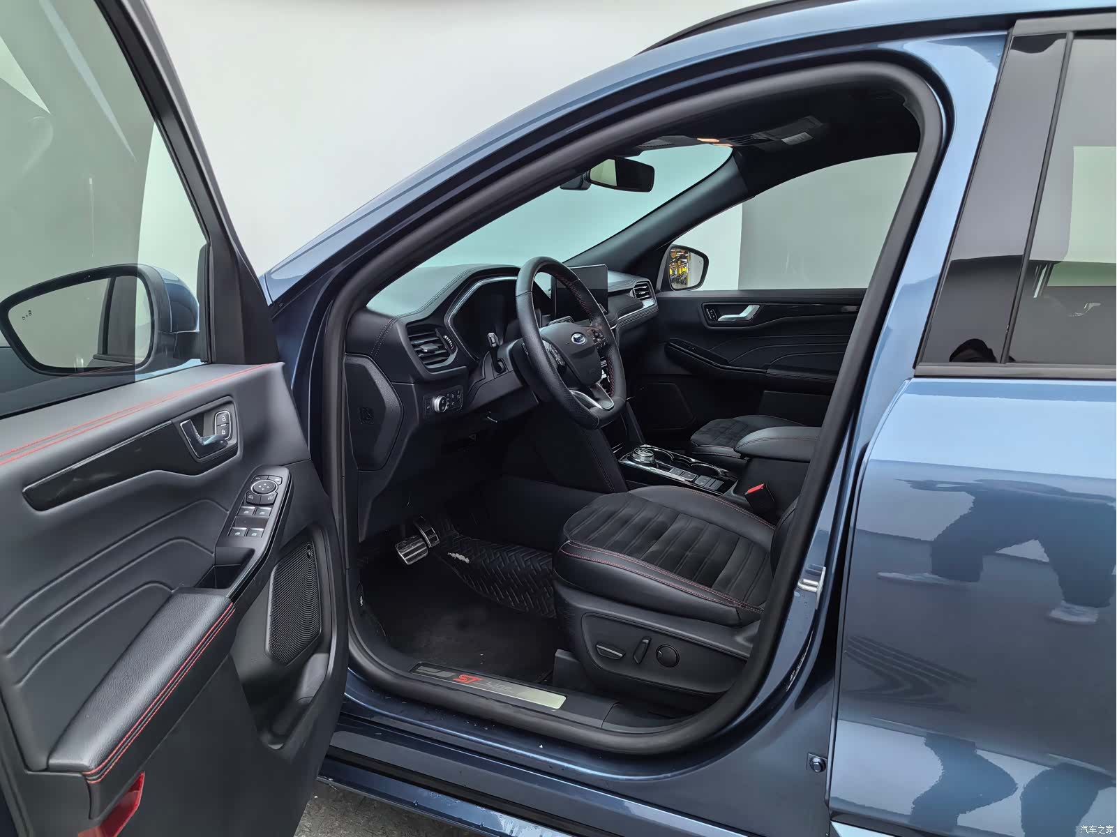 Ford Escape, 2022 12