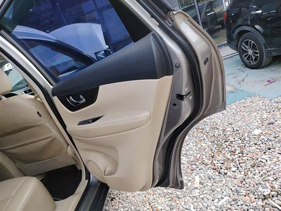 Nissan Qijun Nissan Qijun