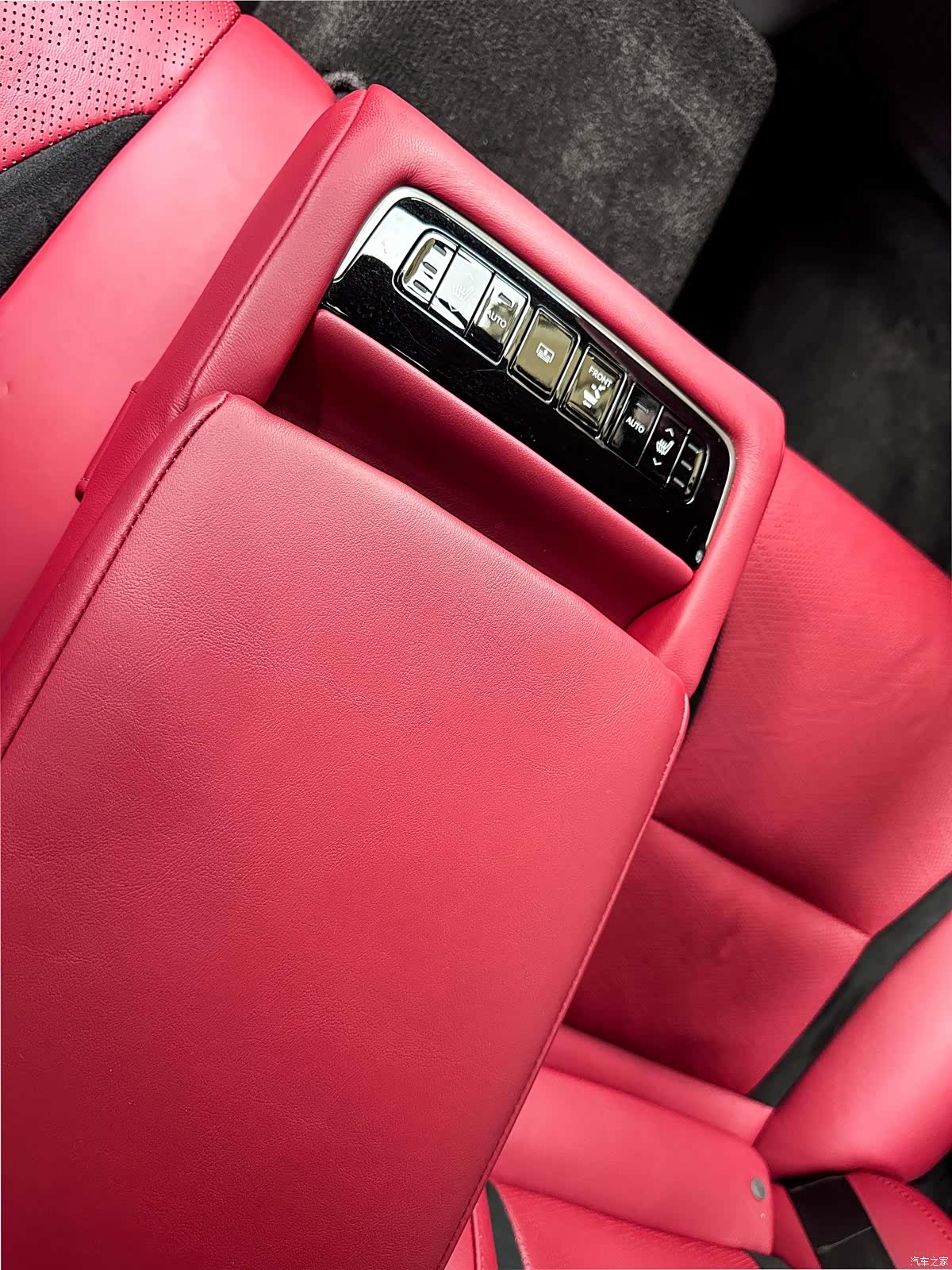 Lexus LS, 2020 13