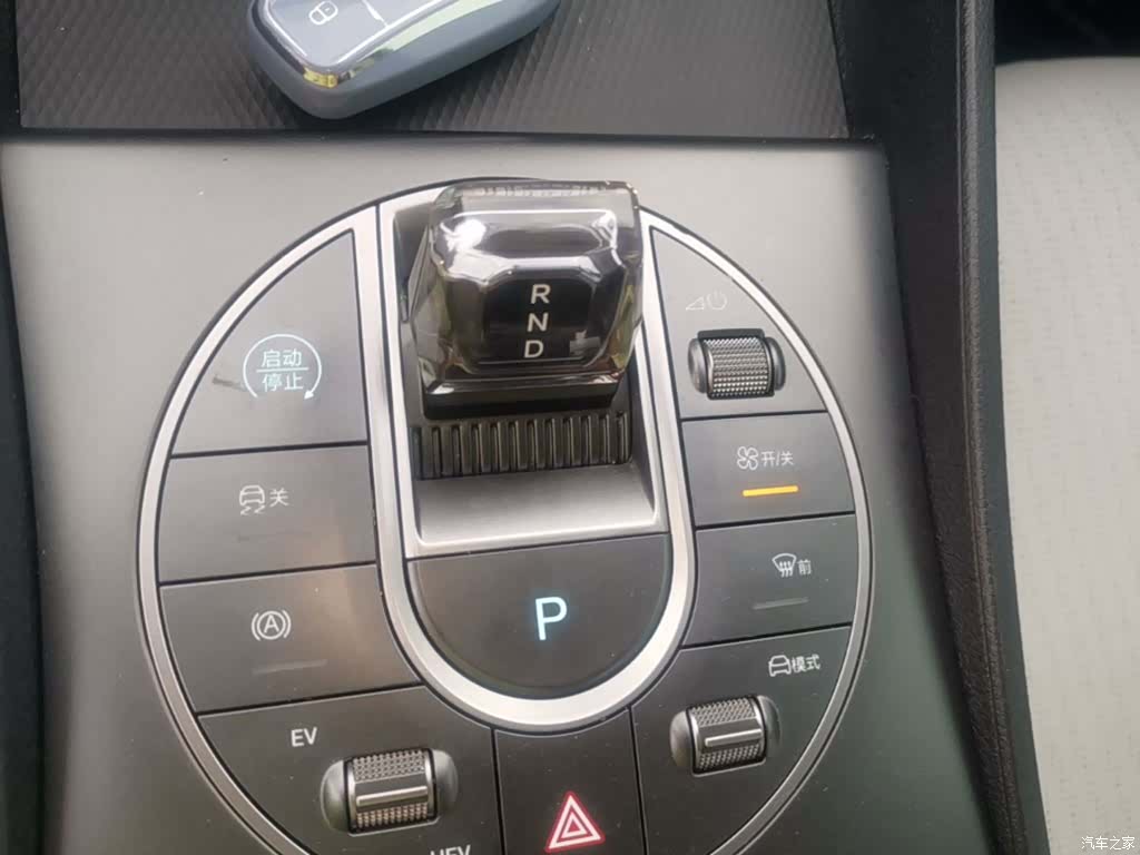 BYD Seal, 2025 14