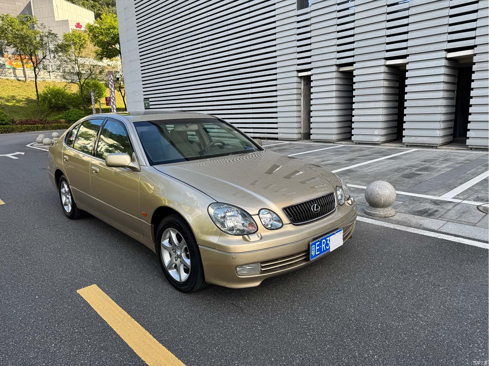 Lexus GS, 2003 4