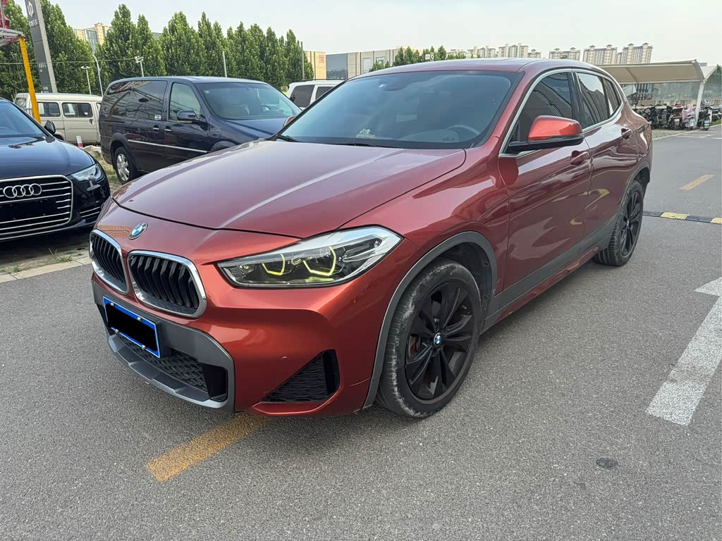 BMW X2
