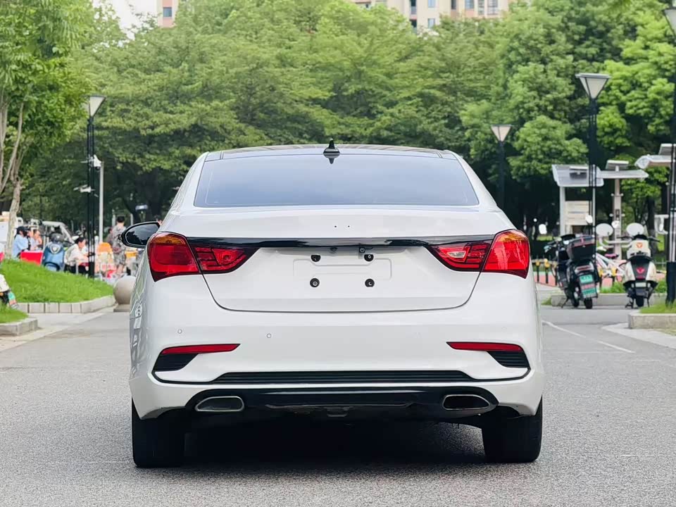 Hyundai Name picture