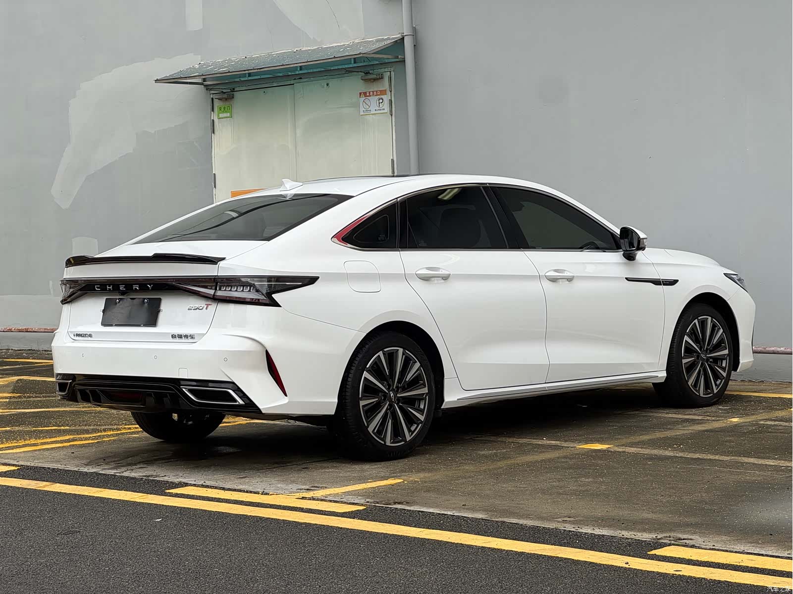 Chery Arrizo 8, 2024 26