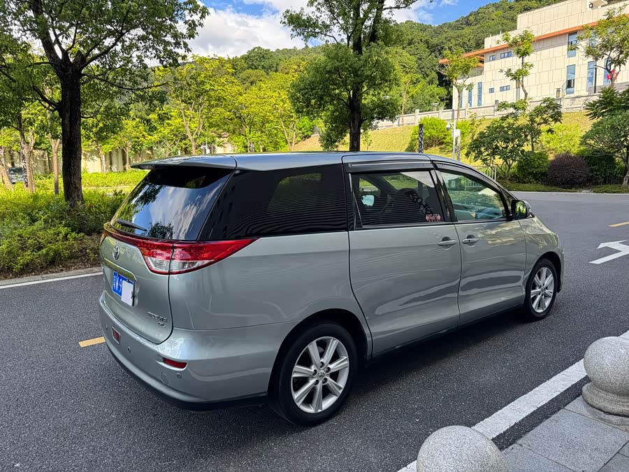 Toyota Previa 2009, фото 6