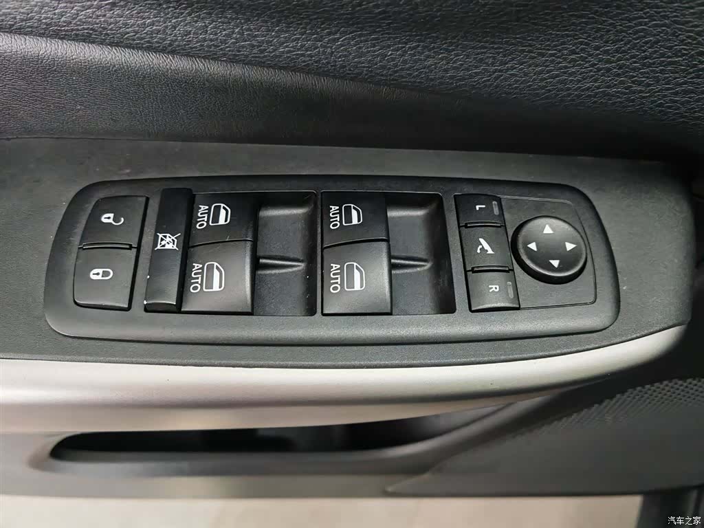 Jeep Cherokee, 2020 9