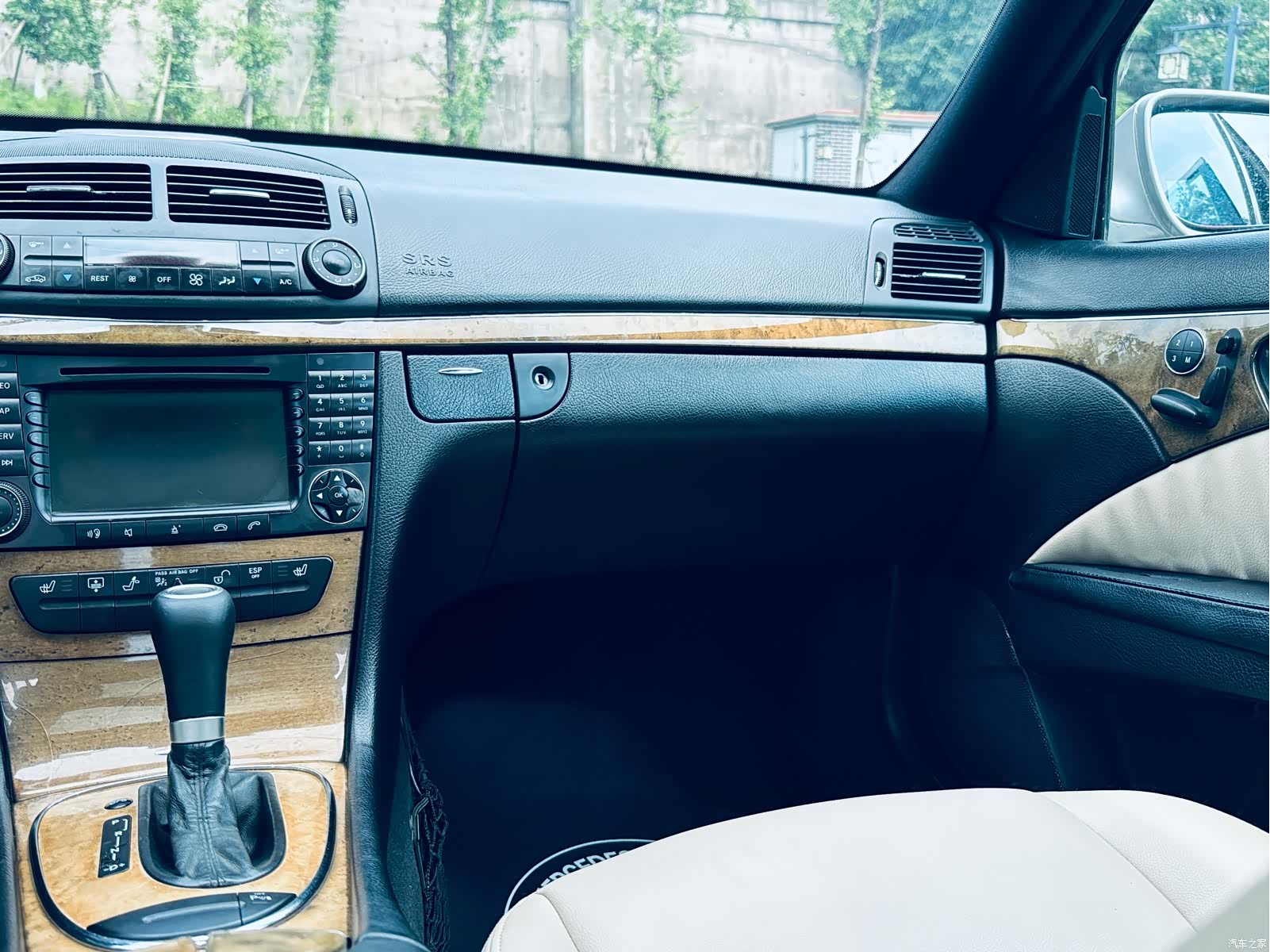 Mercedes-Benz E-Class, 2008 13