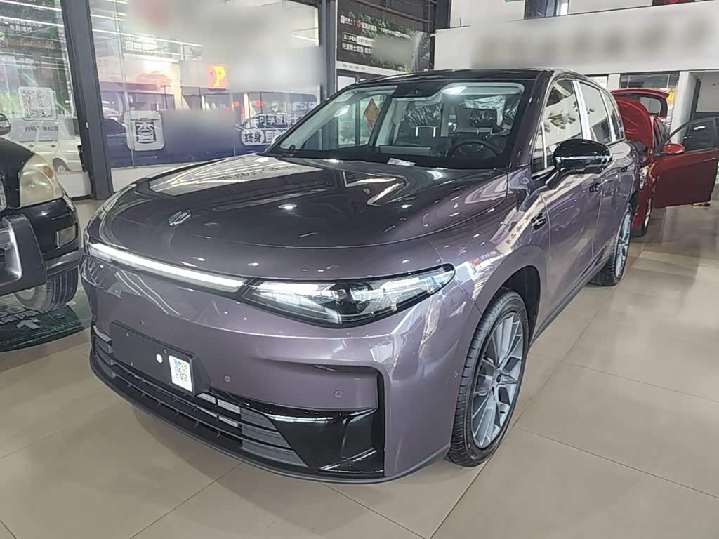 Leapmotor C10