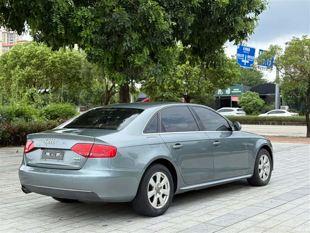 Audi A4L, 2012 9